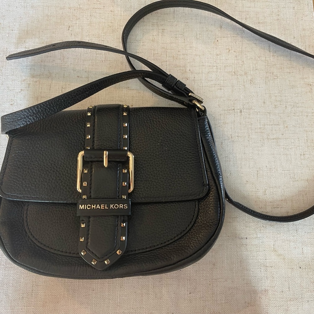 Michael kors cross body🪷